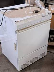 lot 395 image: Asko 22003150W Electric Clothes Dryer 7703