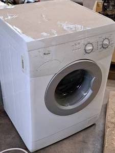 lot 394 image: Whirlpool Clothes Washing Machine LHW005QPQ