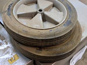 lot 403 image: Lot of (2) Replacement 10x2 Wheel on 7 Tire