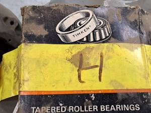 lot 422 image: Lot of (3) Bearings - Timken Tapered, NSK Tapered