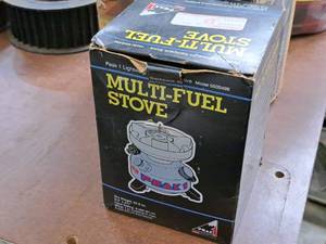 lot 429 image: Peak 8000-BTU Backpack Lightweight Multi-Fuel Stove 550B499 (in box)