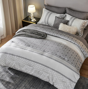 lot 269 image: King Size Bed in a Bag - 7 Pieces Hotel Style King Sized Comforter Bedding Set