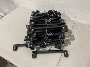 lot 326 image: LOT of Hangers
