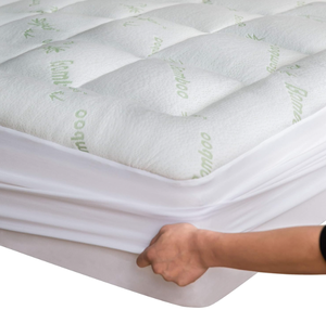 lot 517 image: Bamboo King Mattress Topper