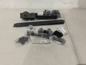 lot 534 image: 2.5ft Barn Door Hardware