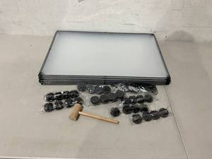 lot 557 image: 24x16 Pet Playpen