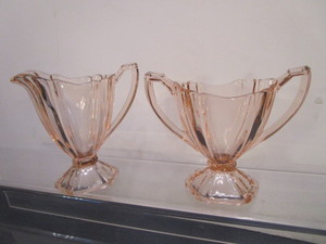 lot 64 image: Pink Depression Cream & Sugar