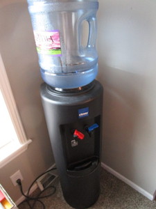 lot 103 image: Clover Water Cooler