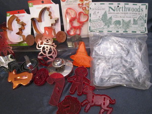 lot 128 image: Cookie Cutters, Biscuit, Cookie Stamps