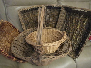 lot 141 image: Baskets