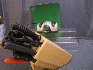 lot 162 image: Knife Block, Knives, Sharpener