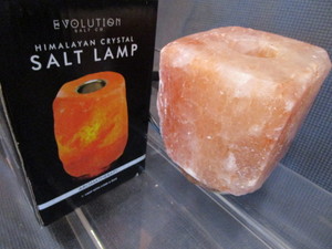 lot 172 image: Himalayan Salt Lamp