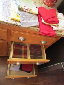 lot 191 image: Kitchen Towels