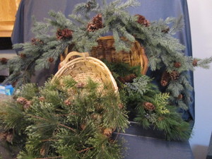 lot 197 image: Baskets, Pine Swags & Garland
