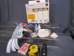 lot 200 image: Shower Dispensers, Febreeze