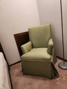 lot 29 image: Green Accent Chair