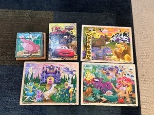 lot 134 image: Childrens Wood Puzzles - Melissa and Doug, Cars and Block Puzzle