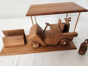 lot 42 image: Handmade Wood Golf Cart Business Card Holder