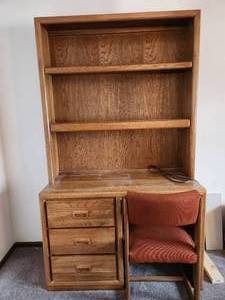lot 44 image: Desk with Lighted Hutch and Chair