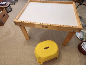 lot 218 image: Kids Play Table and Stool