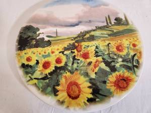 lot 241 image: Hand Painted Sunflower Field Wall PlateServing Tray