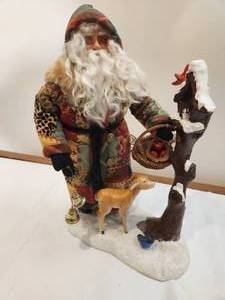 lot 388 image: Vintage Woodland Santa Claus