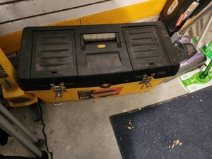 lot 472 image: Workforce 24 Toolbox