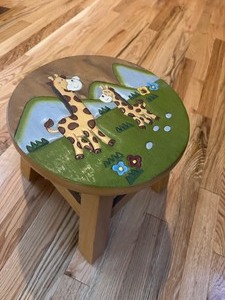 lot 173 image: Small Stool with Giraffe Hand Carved 11.5x10