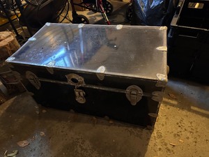 lot 442 image: Like New Vintage Black Storage Steamer Trunk with Tray Insert