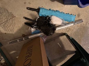 lot 452 image: New In Box Telescoping Cleaning Tool with a Variety of Brush Attachements