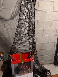 lot 418 image: Lot of Baseball Bats and BattingSports Net