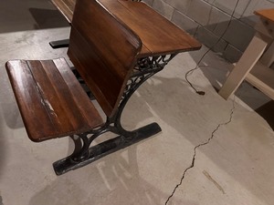 lot 422 image: Vintage Cast Iron Antique School Desk