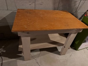 lot 424 image: Kids GameToyGarden Table