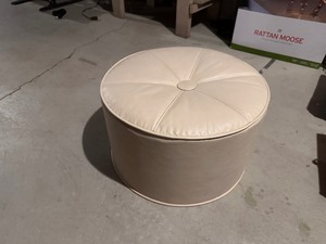 lot 425 image: Leatherette Cream Ottoman