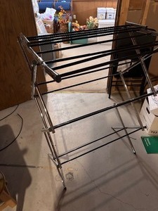 lot 416 image: Portable Indoor Drying Rack