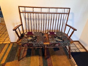 lot 326 image: Antique Vintage Solid Wood Spindle Back Shaker Style Bench