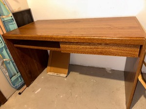 lot 380 image: Vintage Solid Wood Desk with Slid out Drawer in Excellent Condition