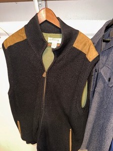 lot 488 image: Vintage Mens Orvis Sweater Zip Up Vest