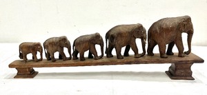 lot 10 image: Vintage African Wooden Carved Elephant Bridge