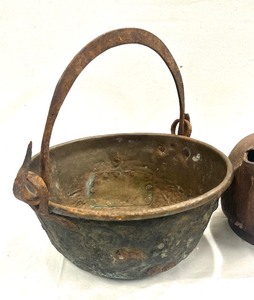 lot 18 image: Antique Metalware Pots  Kettles