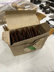 lot 33 image: Lot of Ammo and Weapon Parts