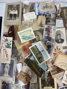 lot 49 image: Antique Photo & Paper Lot #1
