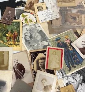 lot 51 image: Antique Photo & Paper Lot #2