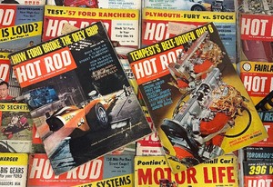 lot 61 image: Vintage Hot Rod Magazine Lot #2
