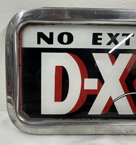 lot 12 image: Antique  Vintage DX Motor Oil Gas Pump Advertising Glass Face Plate Sign