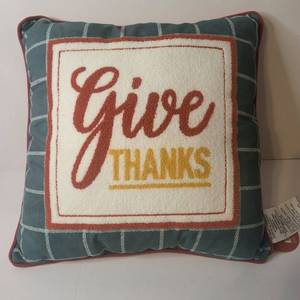 lot 31 image: Members Mark Indoor Accent Pillow Fall Theme Give Thanks - BRAND NEW - RETAIL PRICE $15