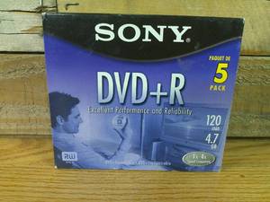 lot 123 image: Sony DVDR Recordable Discs 1-4xSpeed Blank 4.7GB120 min. 5 Pack