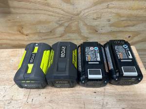 lot 94 image: RYOBI Lot of 4- 40V Batteries