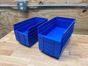 lot 87 image: QUANTUM STORAGE SYSTEMS Lot of 9- Parts Bins (QSB 102)
