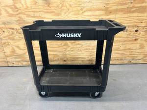 lot 49 image: HUSKY Utility Cart